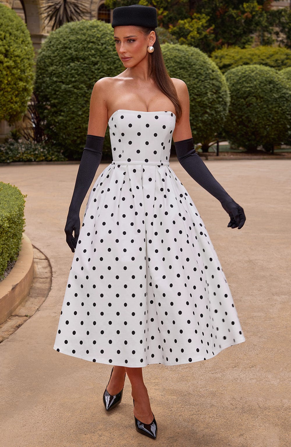 Schwarzes Strapless Midi-Kleid mit Polka-Dots – Figurbetontes Festliches Kleid für Hochzeitsgäste 1