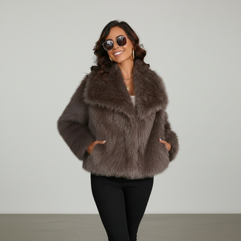 Irma | Übergroßer Pelzmantel aus Kunstfell