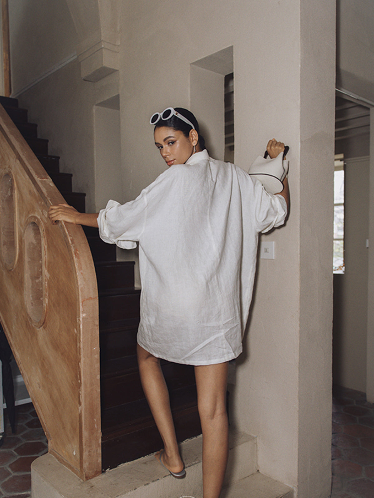 Leichtes Sommerkleid Damen aus Baumwolle-Leinen-Mix mit langen Ärmeln und Taschen – Halbtransparent für warme Tage 2