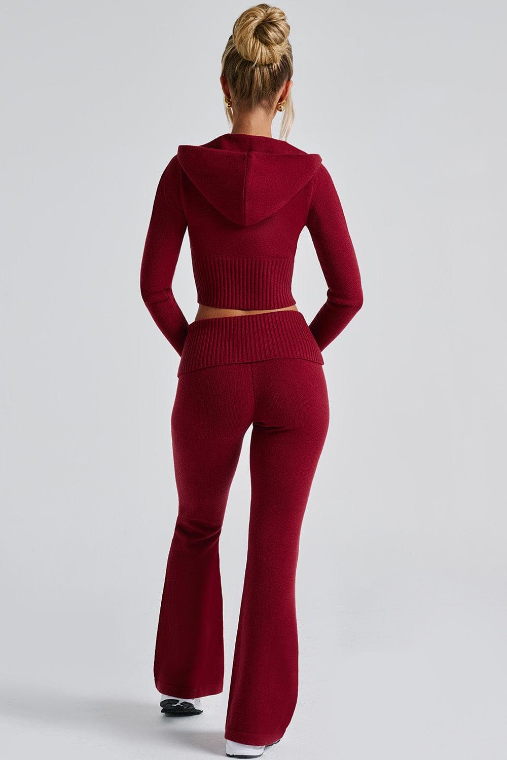 Lounge Set Evie mit Zip-up-Hoodie und Hoch Taillierten Fackelhosen – Bequemes, Stilvolles Outfit für Zuhause 7