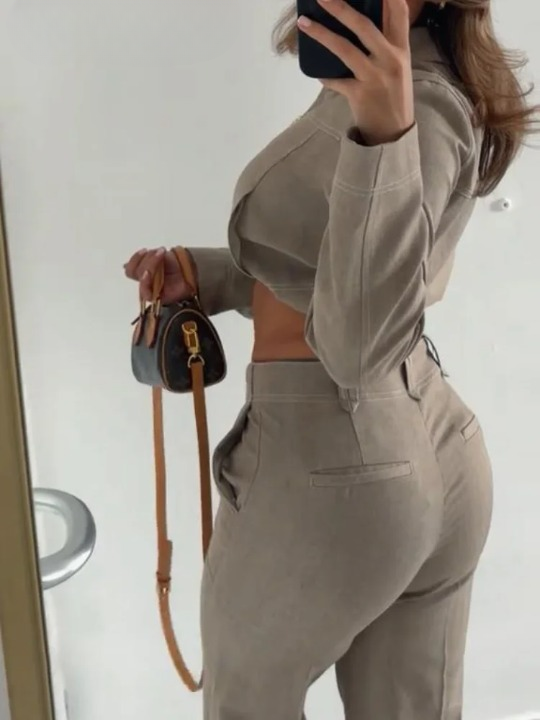 Modisches Damen Set mit Verkürzter Jacke und Geraden Hosen – Bequem, Vielseitig, Pflegeleicht, Größen S-XXL, Schwarz, Beige, Pastell 2