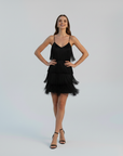 Schwarzes Minikleid mit schmalen Trägern und eleganter Party-Silhouette