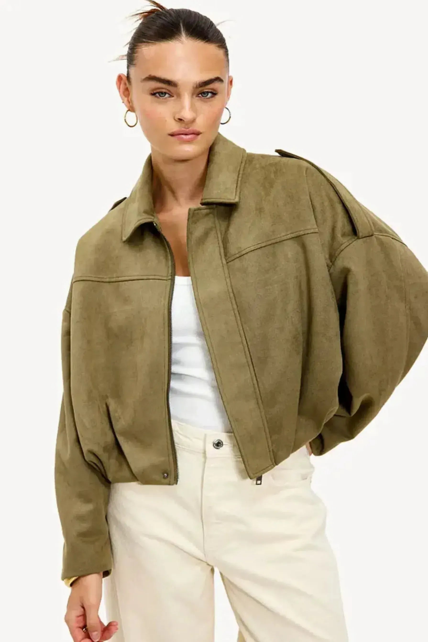 Übergroße Damenjacke aus Wildleder in Olivgrün – Stilvolle Bomberjacke mit Reißverschluss und gerippten Manschetten 4